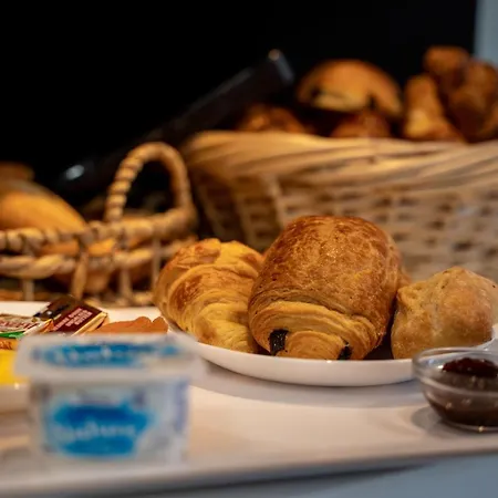 Kyriad Direct Bordeaux Sud 酒店