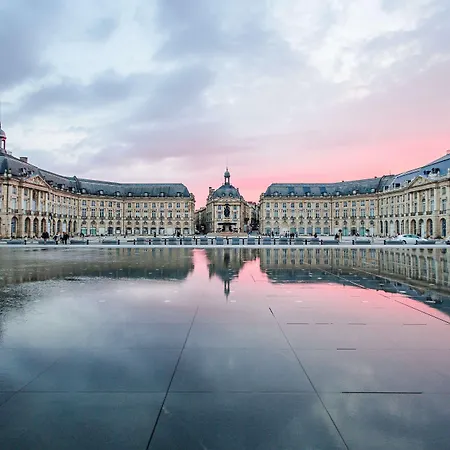 Kyriad Direct Bordeaux Sud 2* Cestas