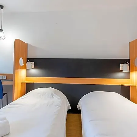 Kyriad Direct Bordeaux Sud 2* Cestas