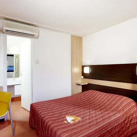 Kyriad Direct Bordeaux Sud 2* 塞斯塔斯