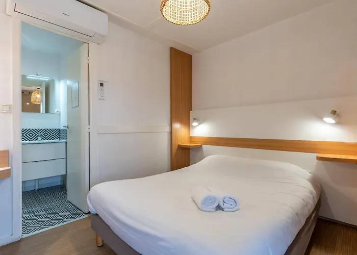 Otel Kyriad Direct Bordeaux Sud Cestas