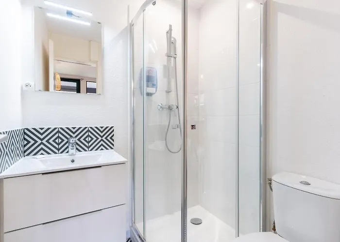 Kyriad Direct Bordeaux Sud Hotel 2*