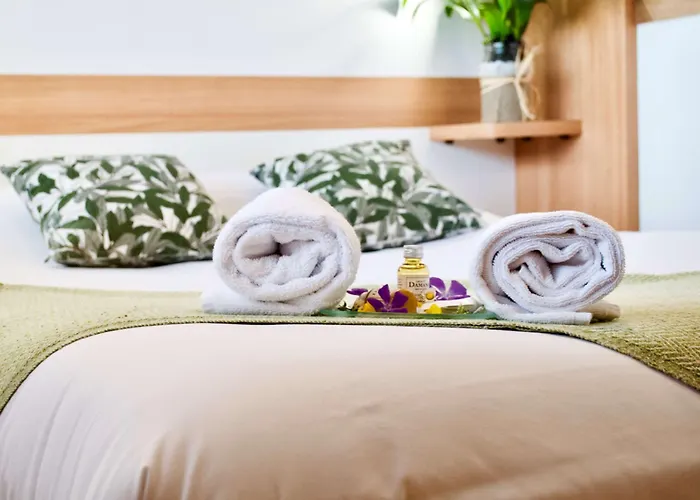 Hotel Kyriad Direct Bordeaux Sud Cestas 2*