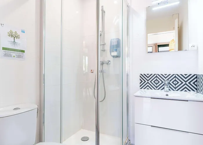 Kyriad Direct Bordeaux Sud