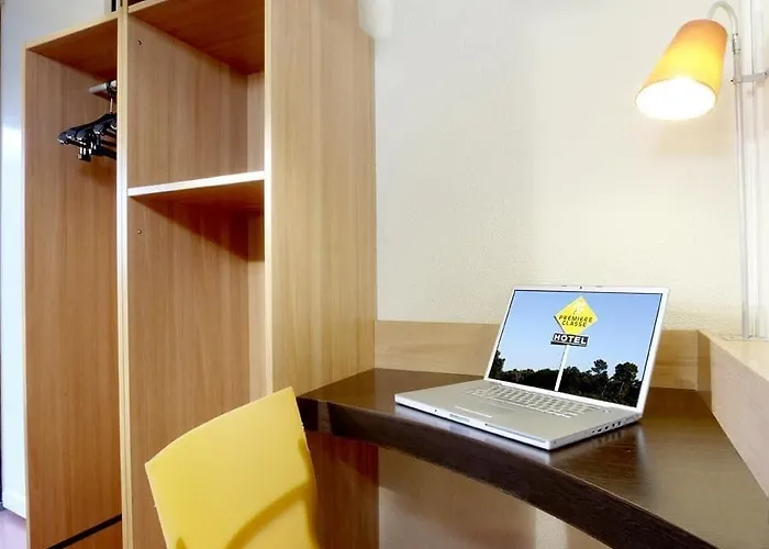 Kyriad Direct Bordeaux Sud Otel Cestas